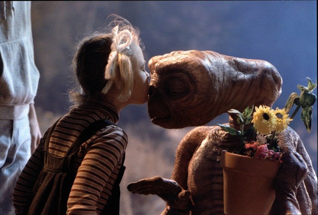 MV5BMTA1OTcyMzQ0MTBeQTJeQWpwZ15BbWU4MDIwNzE4OTEx._V1_-2